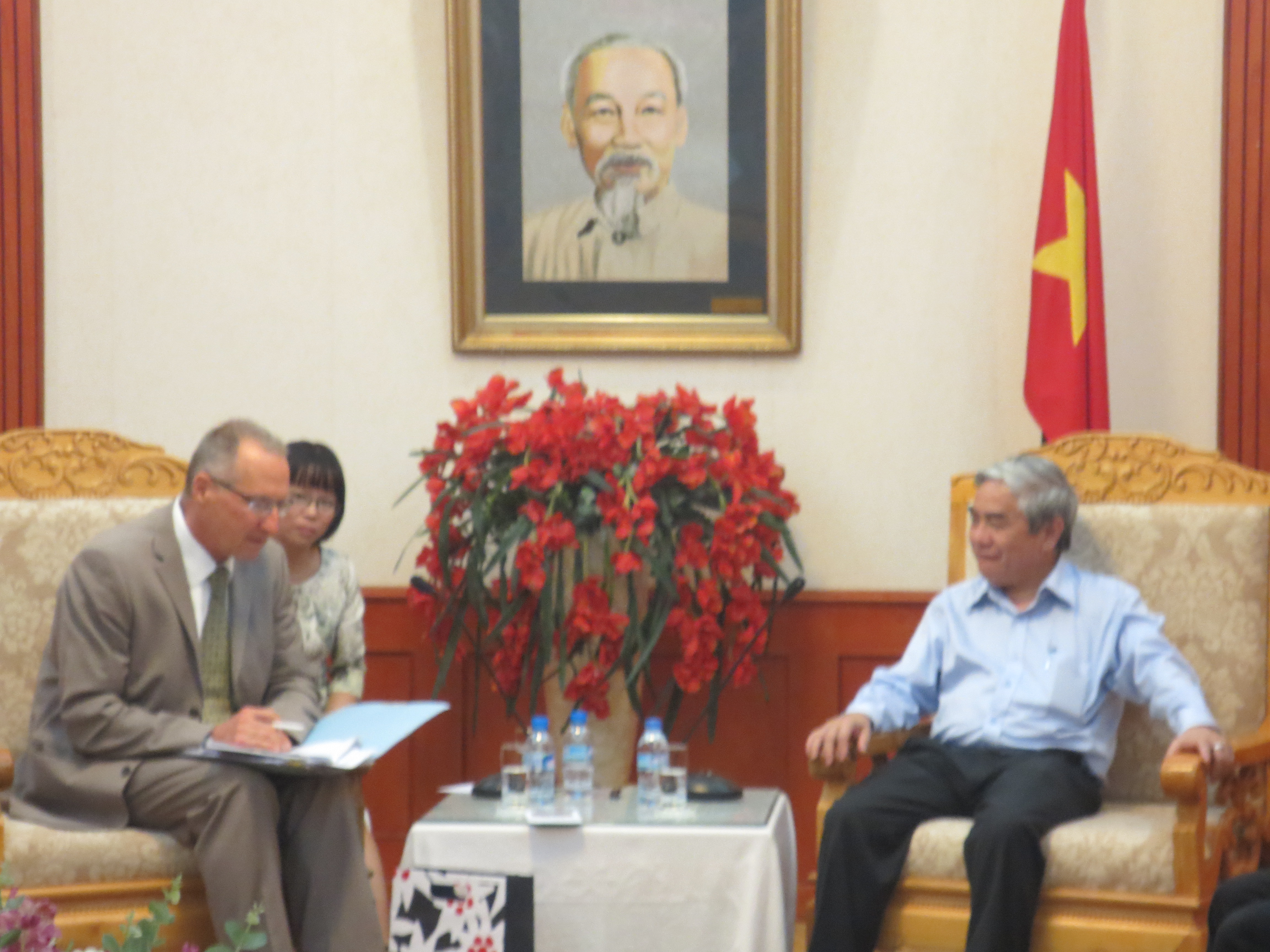 Bộ trưởng tiếp Đại sứ Thụy Sỹ